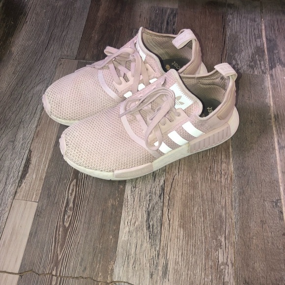 Adidas Women’s NMD R1 Orchid Tint Sneakers 8 1/2 - Picture 8 of 10